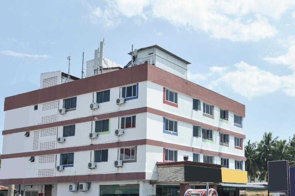 Malacca Grand Ct Hotel מראה חיצוני תמונה