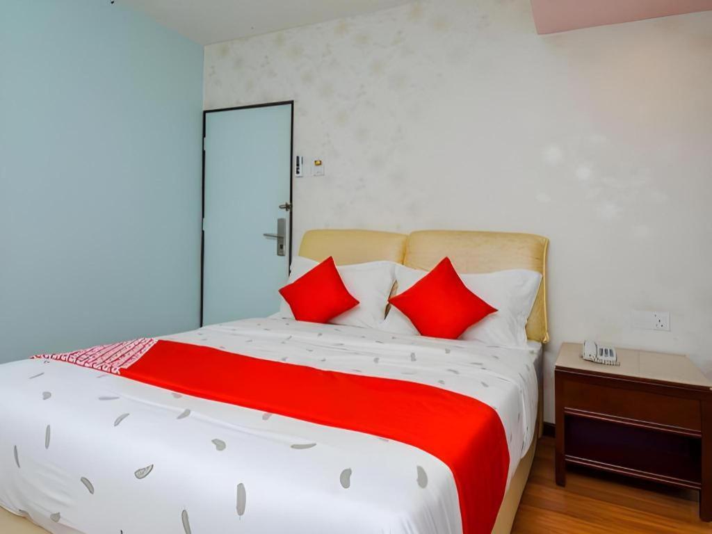 Malacca Grand Ct Hotel מראה חיצוני תמונה