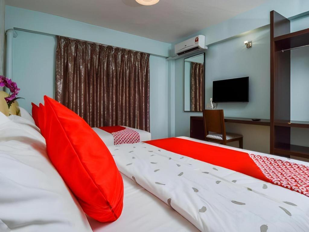 Malacca Grand Ct Hotel מראה חיצוני תמונה