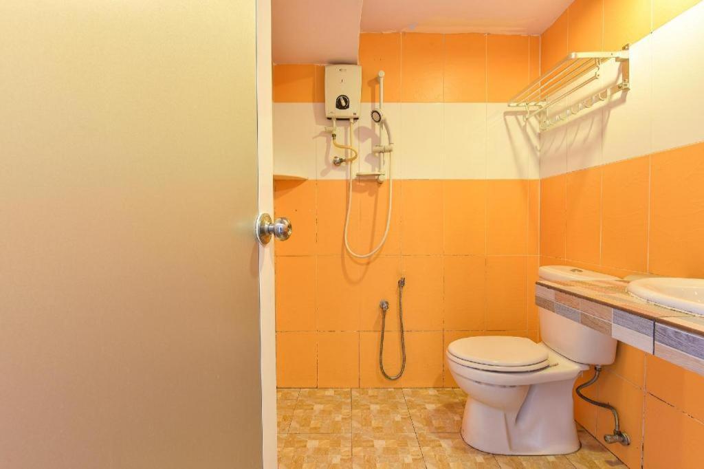 Malacca Grand Ct Hotel מראה חיצוני תמונה