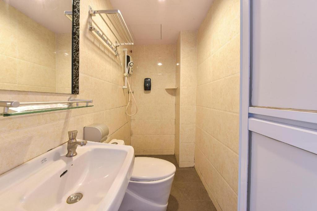 Malacca Grand Ct Hotel מראה חיצוני תמונה
