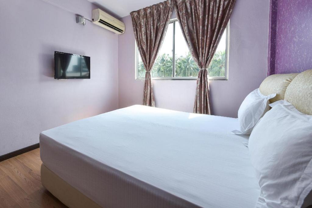 Malacca Grand Ct Hotel מראה חיצוני תמונה