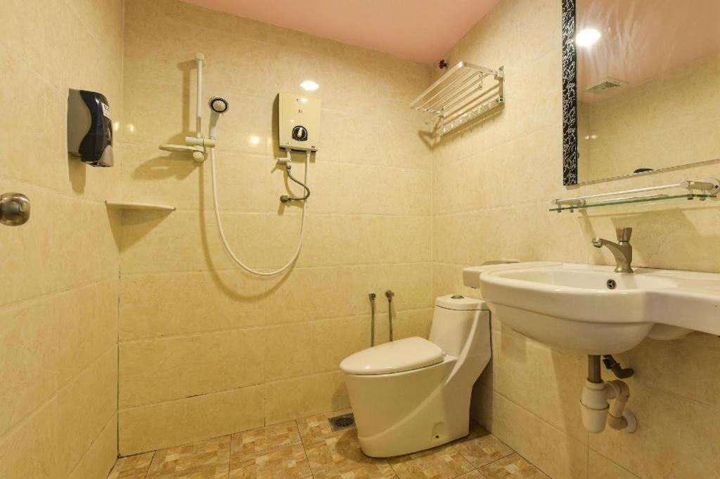 Malacca Grand Ct Hotel מראה חיצוני תמונה
