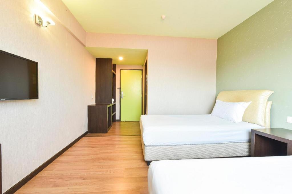 Malacca Grand Ct Hotel מראה חיצוני תמונה